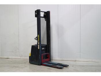 Stacker HYSTER