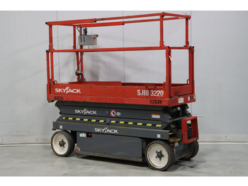 Scissor lift SKYJACK