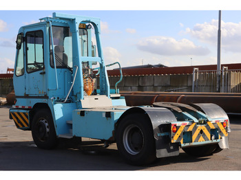 Terminal tractor Terberg YT222: picture 4