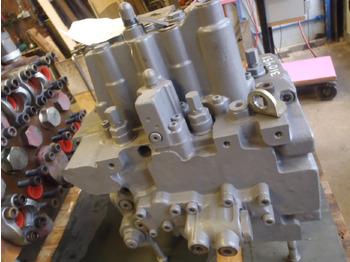 New Hydraulic valve for Construction machinery Hitachi 9208595 - 9215128: picture 2