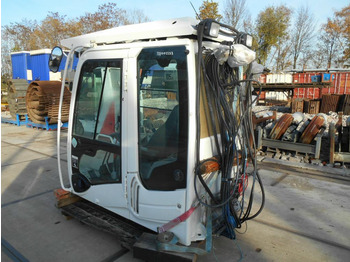 Cab HITACHI
