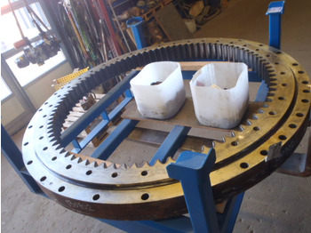 Slewing ring KOBELCO