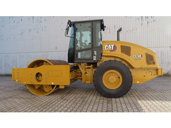 Compactor Caterpillar CS74B: picture 5
