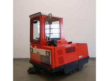 Industrial sweeper