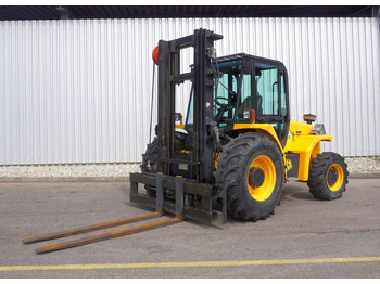 Rough terrain forklift JCB