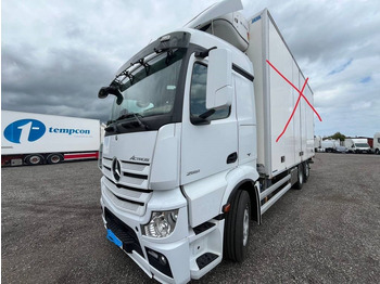 Cab chassis truck MERCEDES-BENZ