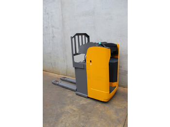 Pallet truck JUNGHEINRICH