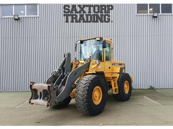 Wheel loader VOLVO L90D