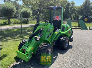 Compact loader AVANT