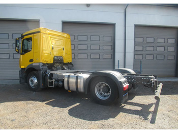 Cab chassis truck MERCEDES-BENZ Antos 1830