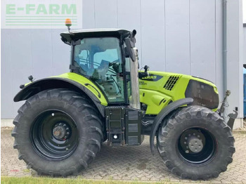 Farm tractor CLAAS Axion 830