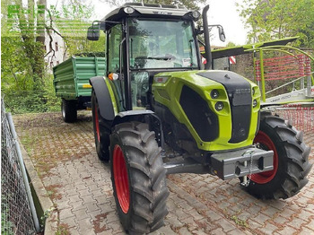 Farm tractor CLAAS Elios