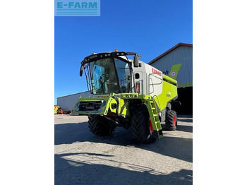 Combine harvester CLAAS Lexion 750