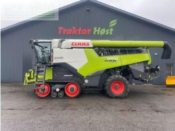 Combine harvester CLAAS Lexion 8700