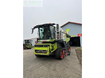 Combine harvester CLAAS Lexion 8700