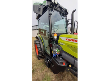Farm tractor CLAAS nexos 240s: picture 2