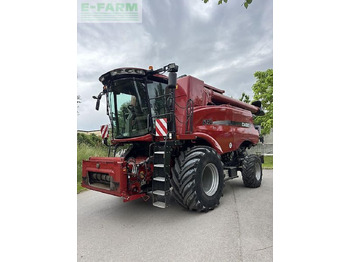 Combine harvester CASE IH Axial-Flow