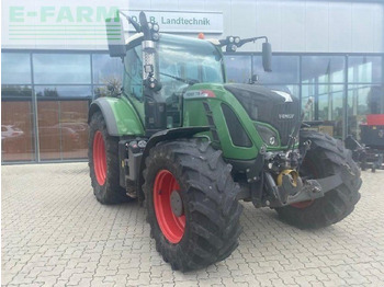 Farm tractor FENDT 718 Vario