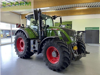 Farm tractor FENDT 722 Vario