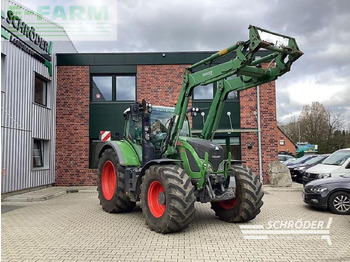 Farm tractor FENDT 722 Vario