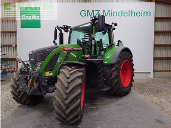 Farm tractor FENDT 724 Vario