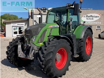 Farm tractor FENDT 724 Vario