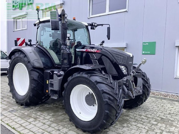Farm tractor FENDT 724 Vario