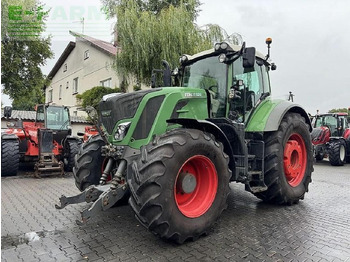 Farm tractor FENDT 828 Vario