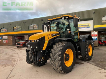 Farm tractor JCB Fastrac 4220