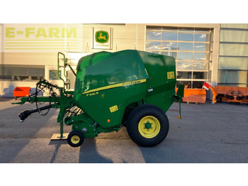 Square baler John Deere F441R HC 25: picture 2 Square baler John Deere F441R HC 25: picture 2