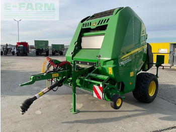 Square baler JOHN DEERE