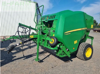 Square baler JOHN DEERE