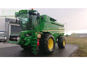 Combine harvester JOHN DEERE S670