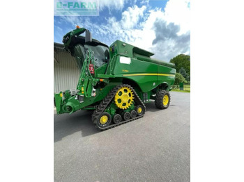 Combine harvester JOHN DEERE S780