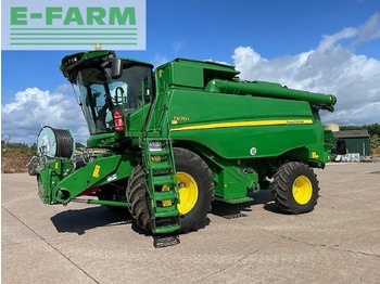 Combine harvester JOHN DEERE T670