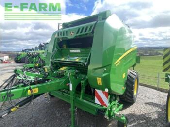 Square baler JOHN DEERE
