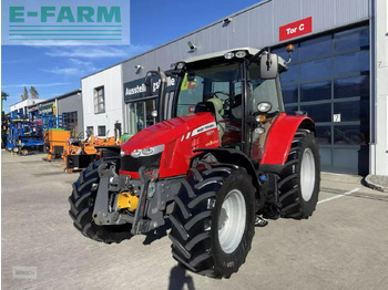 Farm tractor MASSEY FERGUSON 5611