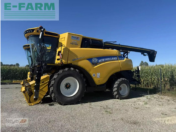 Combine harvester NEW HOLLAND CR series