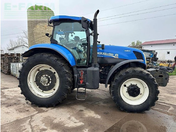 Farm tractor New Holland t7.270: picture 4