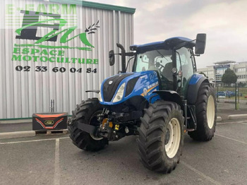 Farm tractor NEW HOLLAND T6