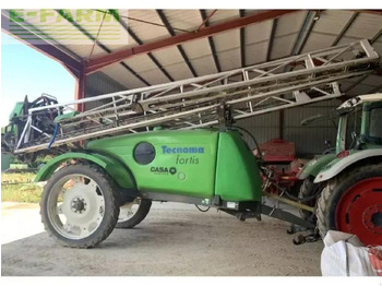 Trailed sprayer TECNOMA