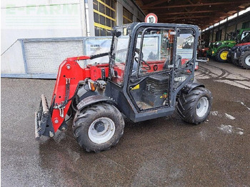Telescopic handler