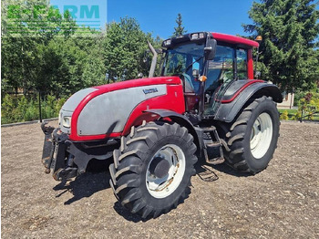 Farm tractor VALTRA T151