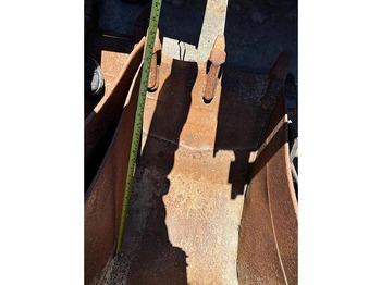 Big Tieflöffel 45 cm Arbeitsbreite mit Arden Aufnahme on lease Big Tieflöffel 45 cm Arbeitsbreite mit Arden Aufnahme: picture 3 Big Tieflöffel 45 cm Arbeitsbreite mit Arden Aufnahme on lease Big Tieflöffel 45 cm Arbeitsbreite mit Arden Aufnahme: picture 3