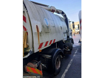 Road sweeper RENAULT Midlum 220