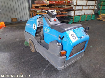 Balayeuse aspiratrice de trottoirs TENNANT LITTER HAWK 4100 on lease Balayeuse aspiratrice de trottoirs TENNANT LITTER HAWK 4100: picture 3