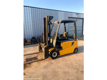 Electric forklift JUNGHEINRICH EFG