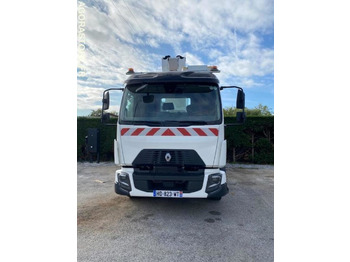 Truck mounted aerial platform RENAULT D