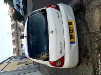 Car RENAULT