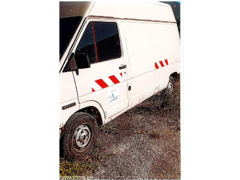 Panel van RENAULT